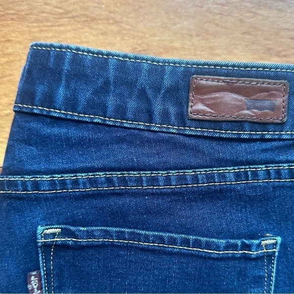 Levi’s Bold Curve Skinny Jeans - Picture 11 of 14